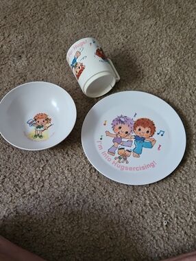Vintage Hugga Bunch Melmeline Child's Plate Bowl Cup.  Deka 1200P